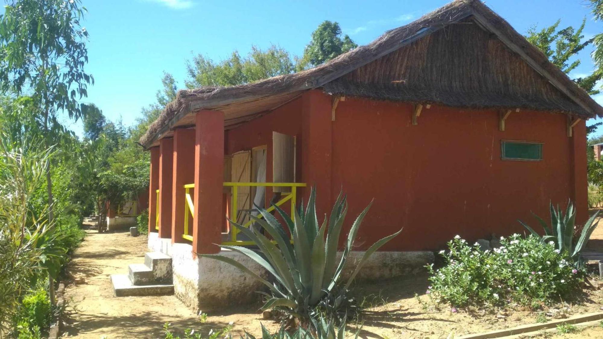 Ecolodge D'Isalo Ranohira Екстериор снимка