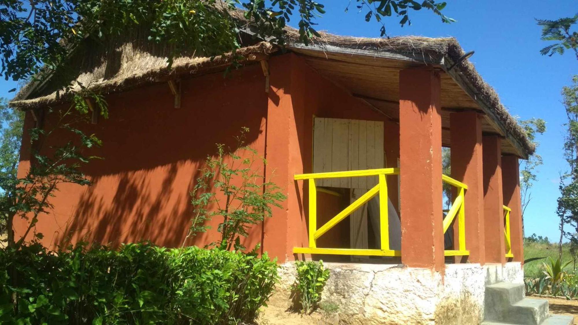 Ecolodge D'Isalo Ranohira Екстериор снимка